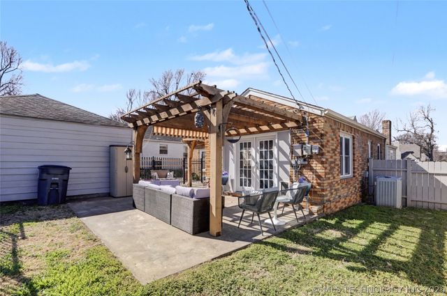 803 S Jamestown Avenue, Tulsa, OK 74112