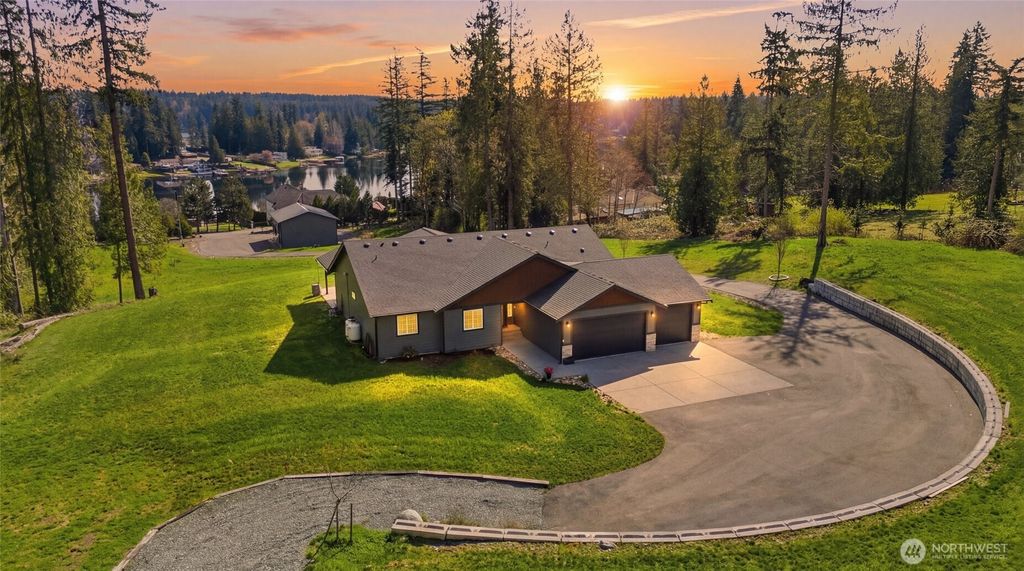 15122 56th Avenue NW, Stanwood, WA 98292