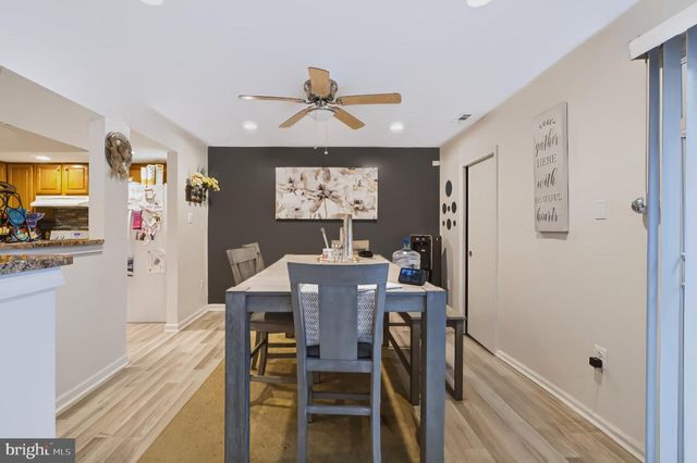 714 E ELM AVE, Lindenwold, NJ 08021