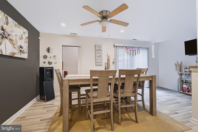 714 E ELM AVE, Lindenwold, NJ 08021
