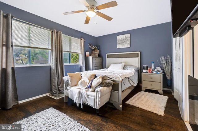 714 E ELM AVE, Lindenwold, NJ 08021