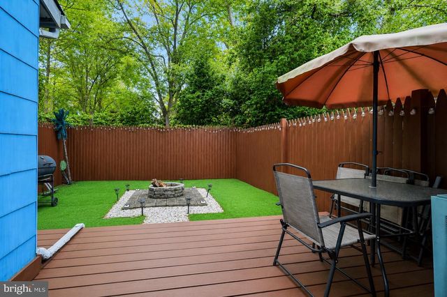 714 E ELM AVE, Lindenwold, NJ 08021
