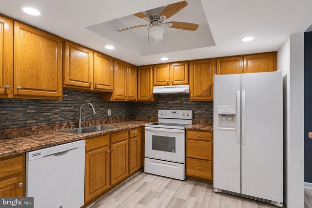 714 E ELM AVE, Lindenwold, NJ 08021
