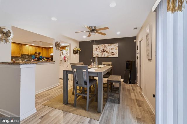 714 E ELM AVE, Lindenwold, NJ 08021