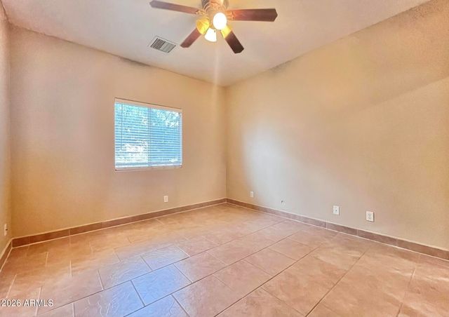 5655 N Laura Lane, Rimrock, AZ 86335
