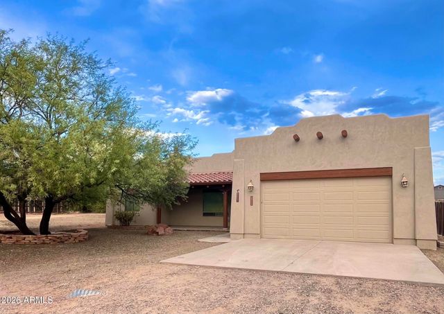 5655 N Laura Lane, Rimrock, AZ 86335