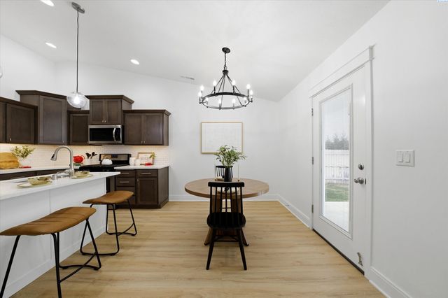 4908 Antioch Dr, Pasco, WA 99301