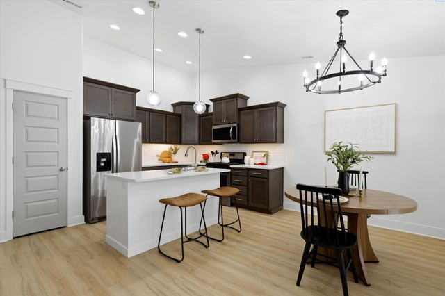 4908 Antioch Dr, Pasco, WA 99301