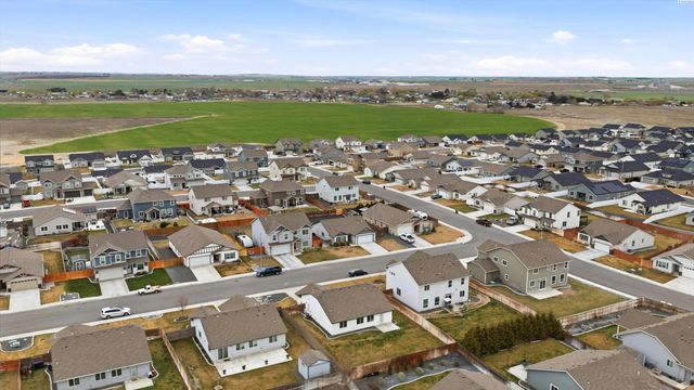 4908 Antioch Dr, Pasco, WA 99301