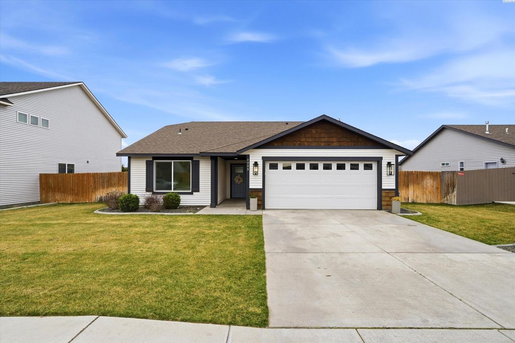 4908 Antioch Dr, Pasco, WA 99301