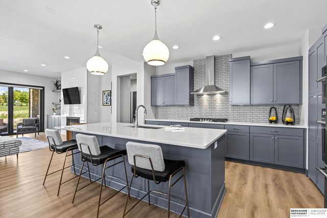 17508 Marinda Plaza, Omaha, NE 68130