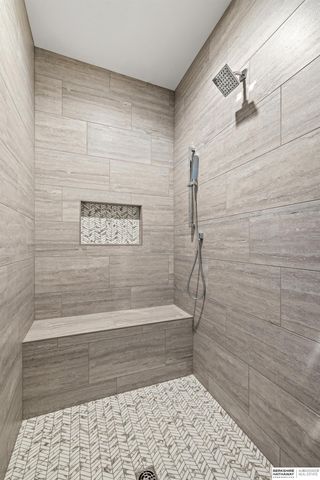 17508 Marinda Plaza, Omaha, NE 68130