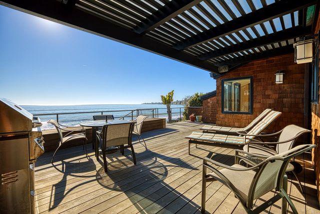 10 Potbelly Beach Road, Aptos, CA 95003