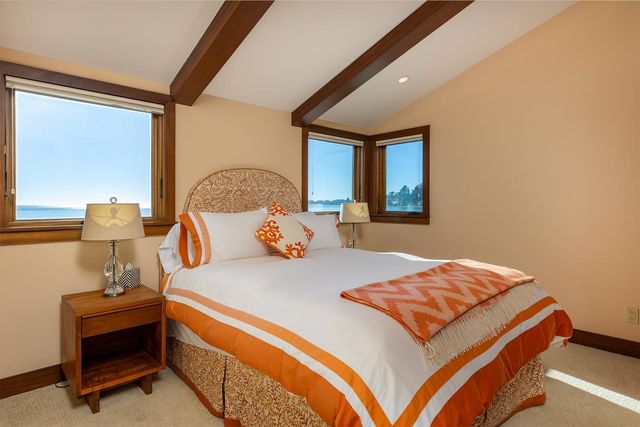 10 Potbelly Beach Road, Aptos, CA 95003
