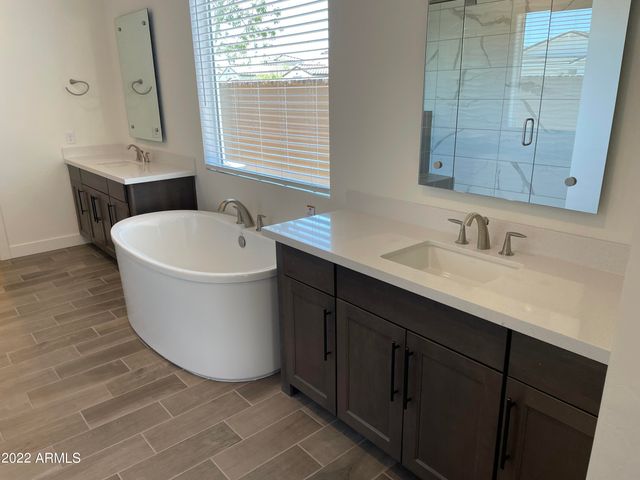 17250 W EDINBURG Street, Surprise, AZ 85388