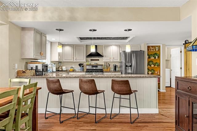 6992 Oak Valley Drive, Colorado Springs, CO 80919
