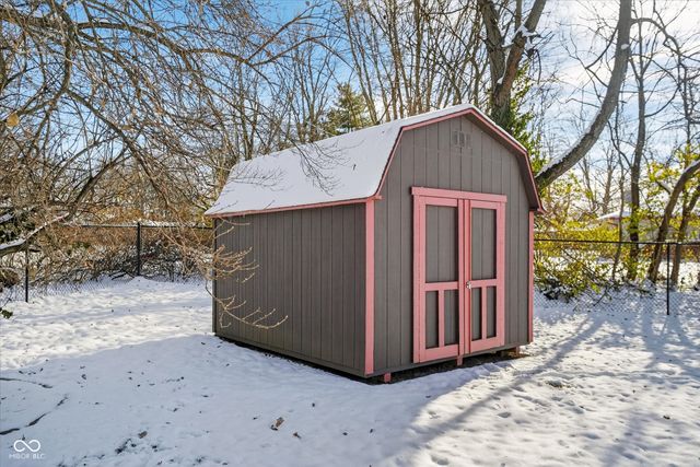 4435 Chatham Place, Indianapolis, IN 46226