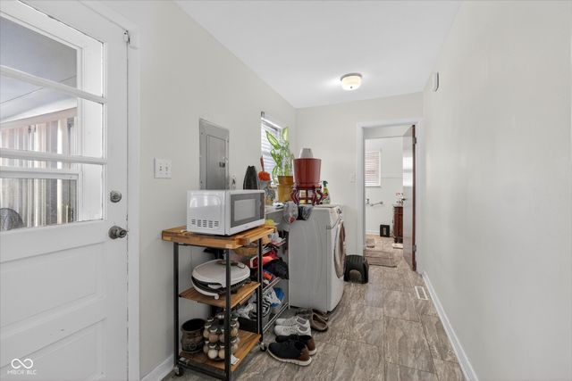 4435 Chatham Place, Indianapolis, IN 46226