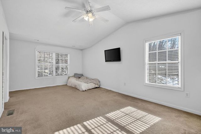 1194 VALLEY VIEW RD, Harpers Ferry, WV 25425