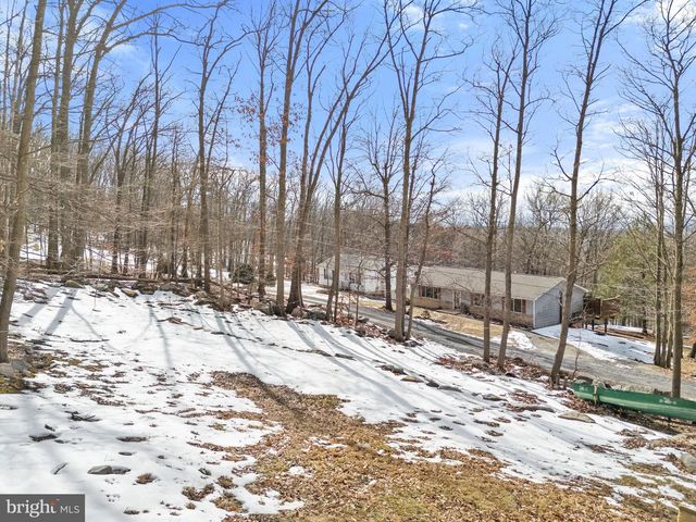 1194 VALLEY VIEW RD, Harpers Ferry, WV 25425