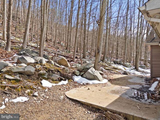 1194 VALLEY VIEW RD, Harpers Ferry, WV 25425