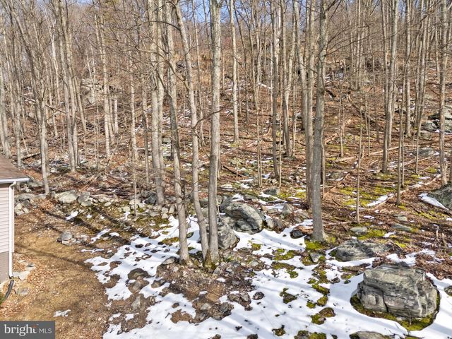 1194 VALLEY VIEW RD, Harpers Ferry, WV 25425