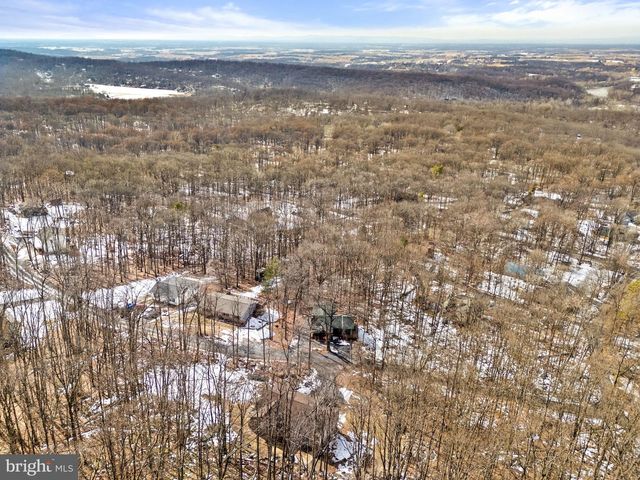 1194 VALLEY VIEW RD, Harpers Ferry, WV 25425