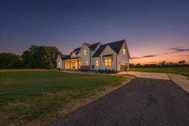 4184 Armstrong Rd, Springfield, TN 37172