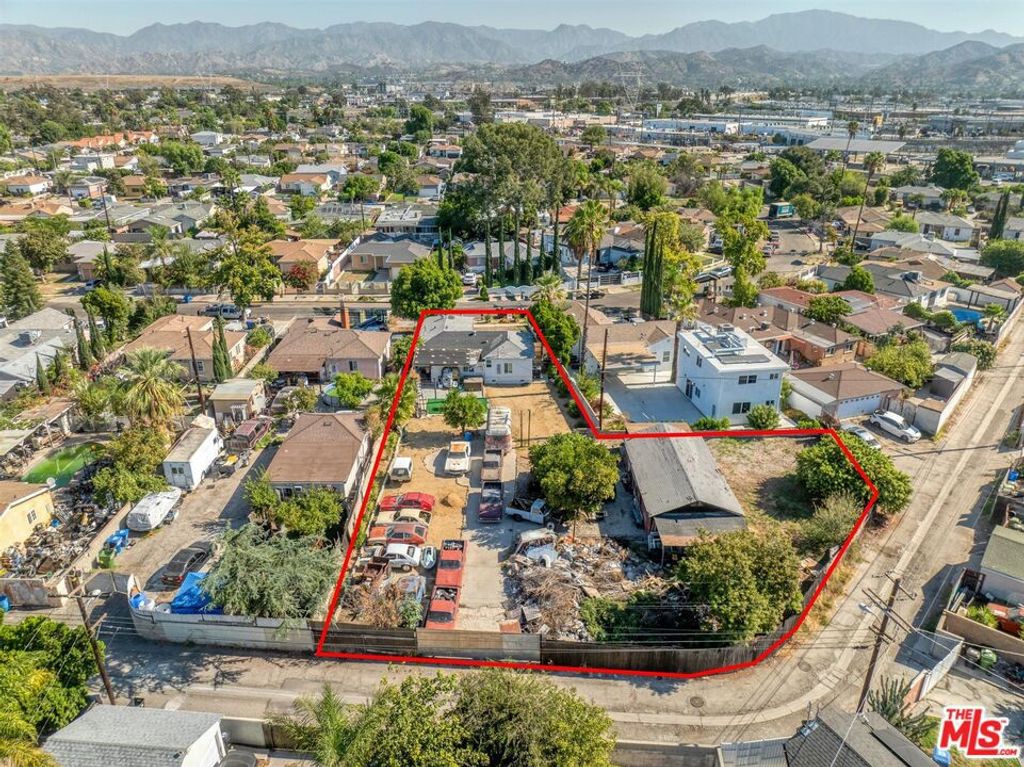 8441 Rincon Avenue, Sun Valley, CA 91352 — exterior