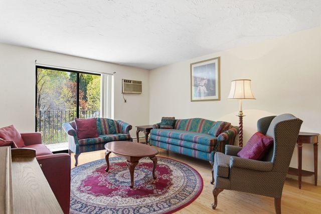 16 Winter Street 23C, Waltham, MA 02451