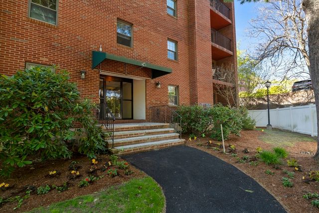 16 Winter Street 23C, Waltham, MA 02451