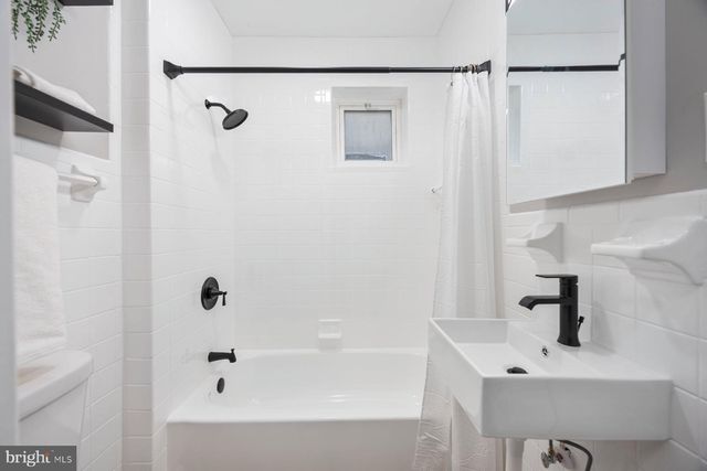 3611 CHESTNUT AVE, Baltimore, MD 21211