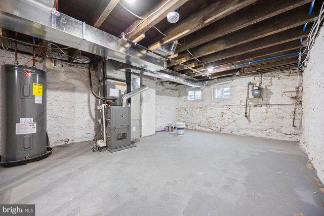 3611 CHESTNUT AVE, Baltimore, MD 21211