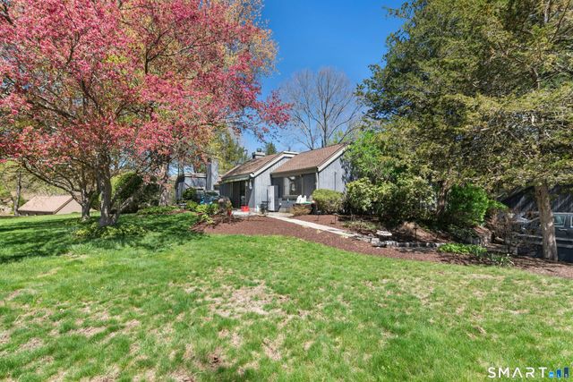 486 Heritage Village A, Southbury, CT 06488