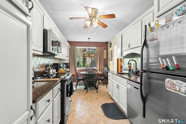 486 Heritage Village A, Southbury, CT 06488