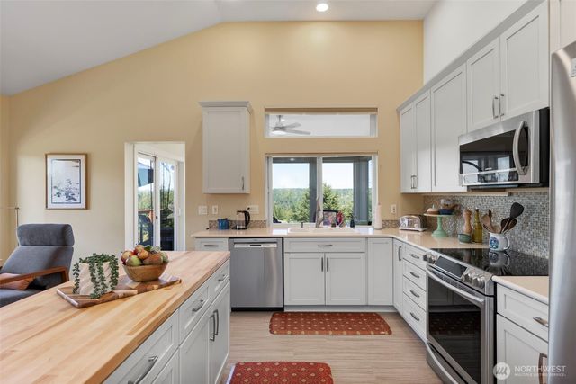 184 Dogleg Lane, Port Ludlow, WA 98365