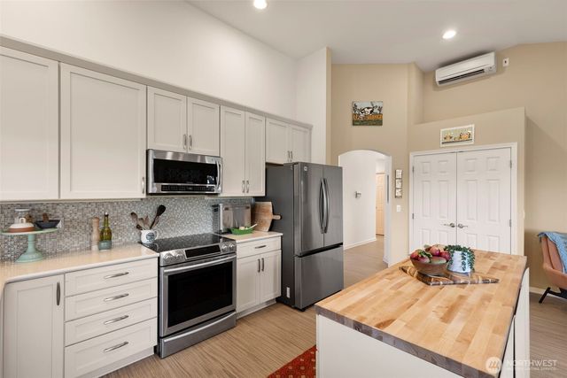 184 Dogleg Lane, Port Ludlow, WA 98365