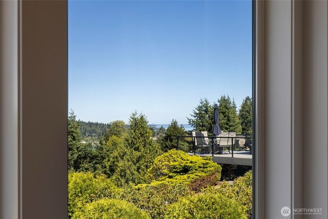184 Dogleg Lane, Port Ludlow, WA 98365