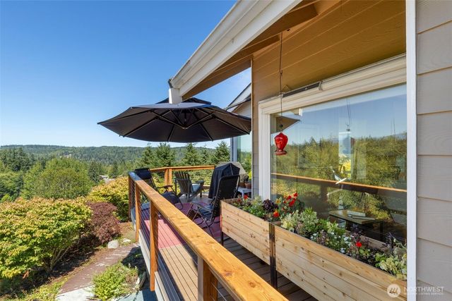 184 Dogleg Lane, Port Ludlow, WA 98365