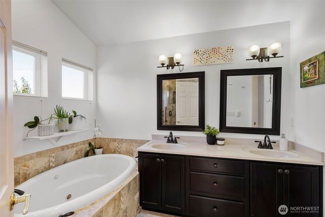 184 Dogleg Lane, Port Ludlow, WA 98365