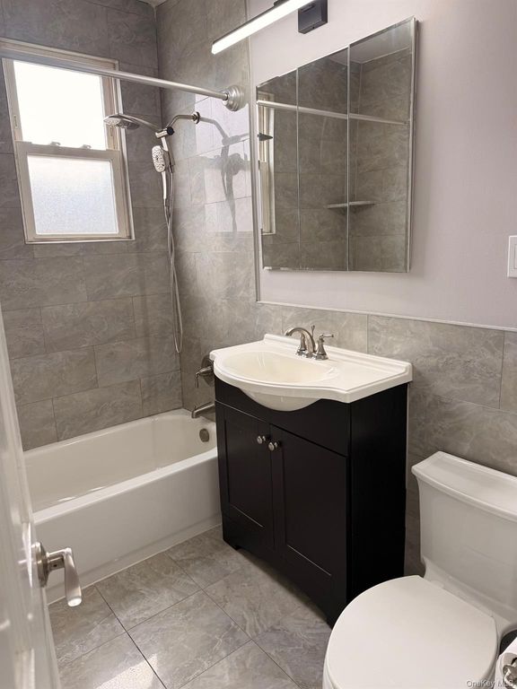 25 Trinity Place 3M, New Rochelle, NY 10805 — photo 4