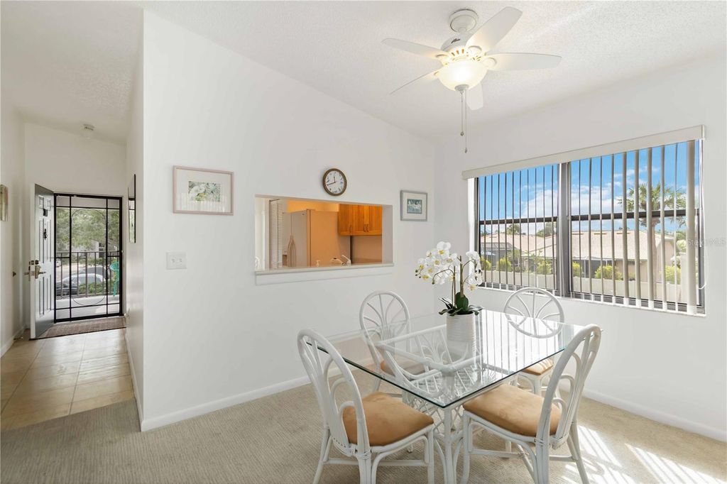 Image 13 of property listing at 4620 47TH AVENUE W 201, Bradenton, FL 34210