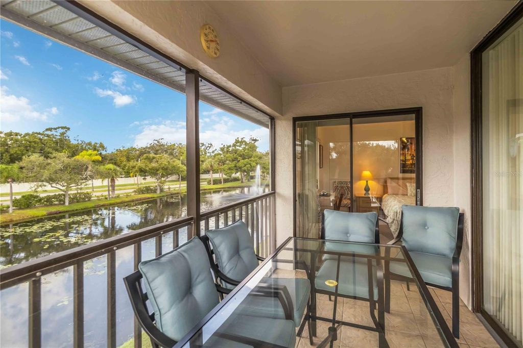 Image 40 of property listing at 4620 47TH AVENUE W 201, Bradenton, FL 34210