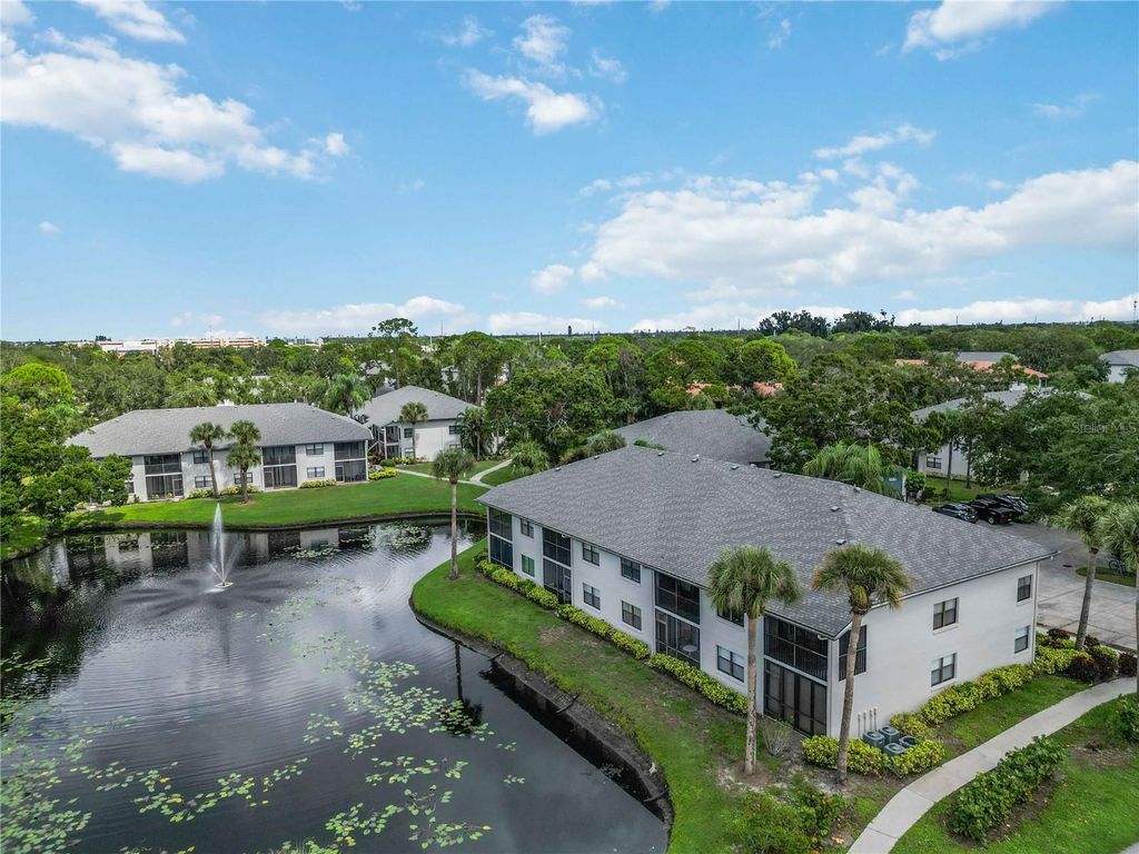 Image 47 of property listing at 4620 47TH AVENUE W 201, Bradenton, FL 34210