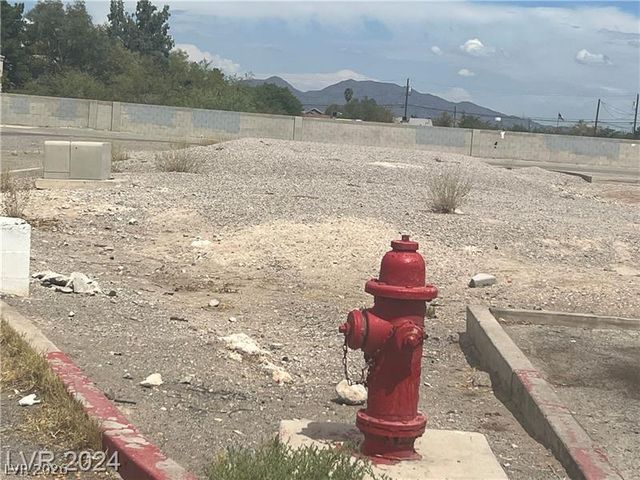 2201 Dunkee Way, Las Vegas, NV 89106