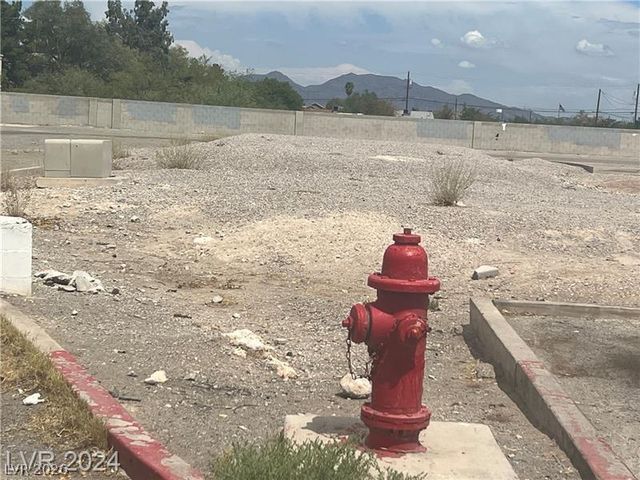 2201 Dunkee Way, Las Vegas, NV 89106