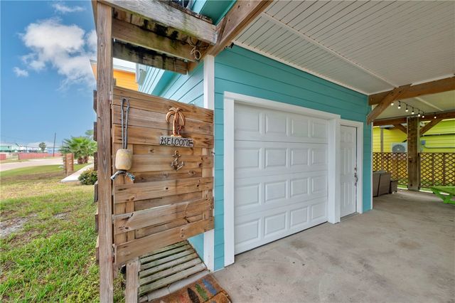 403 Chloes Way, Port Aransas, TX 78373