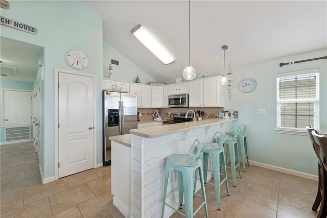 403 Chloes Way, Port Aransas, TX 78373