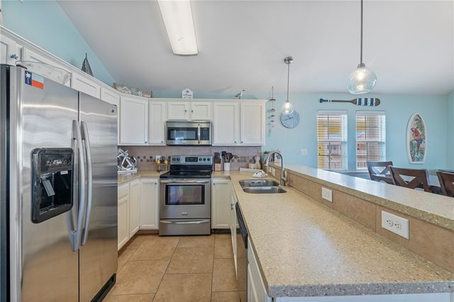 403 Chloes Way, Port Aransas, TX 78373