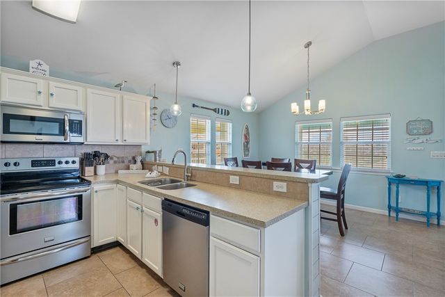 403 Chloes Way, Port Aransas, TX 78373